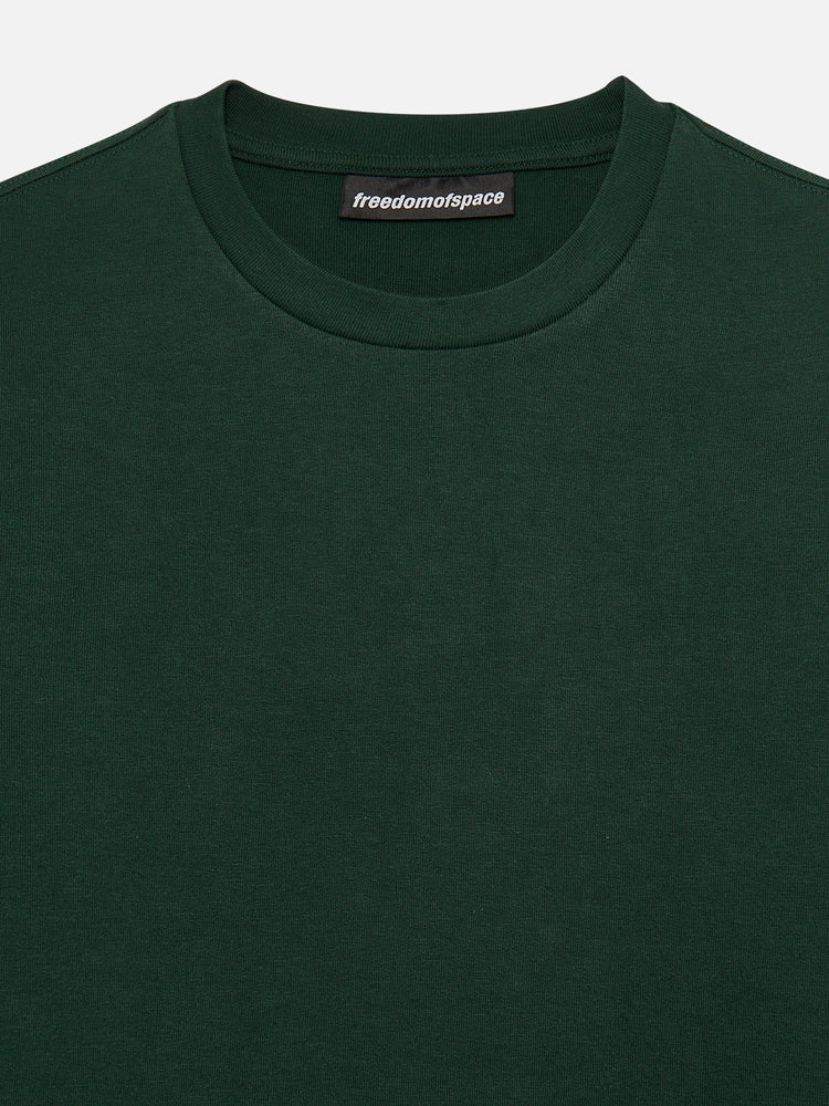 A SIMPLE LONG SLEEVE T-SHIRT GREEN