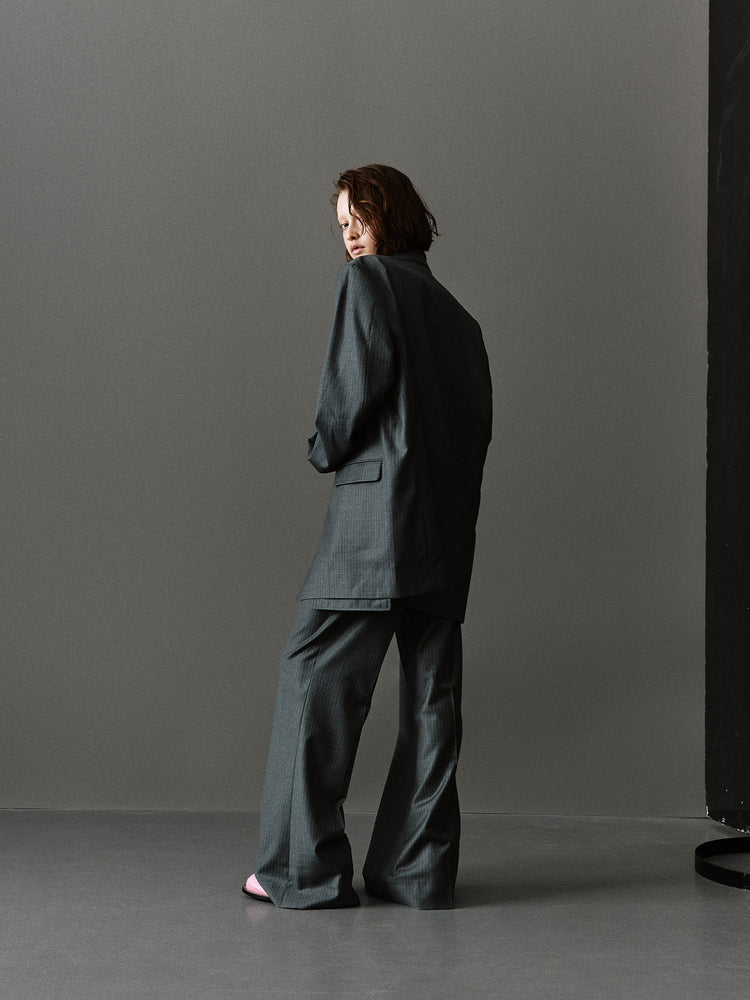 GREY TAILORED BLAZER