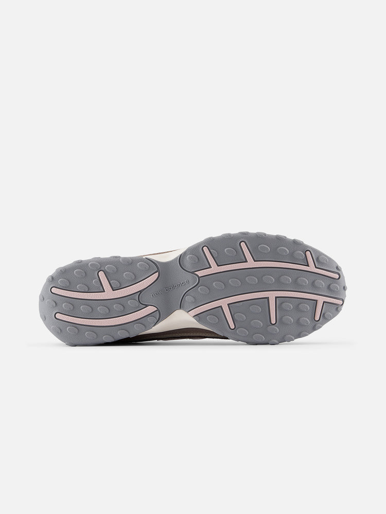 NEW BALANCE 204L CORTADO PINK