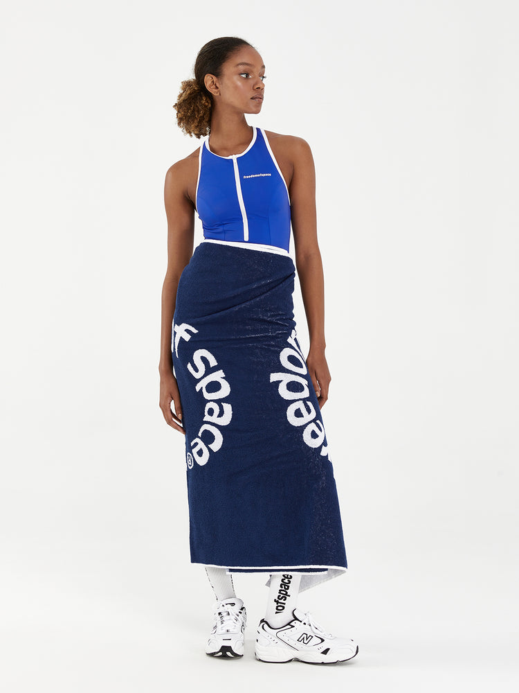 CIRCLE LOGO BEACH TOWEL