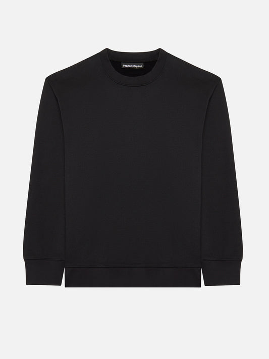 A SIMPLE SWEATSHIRT BLACK