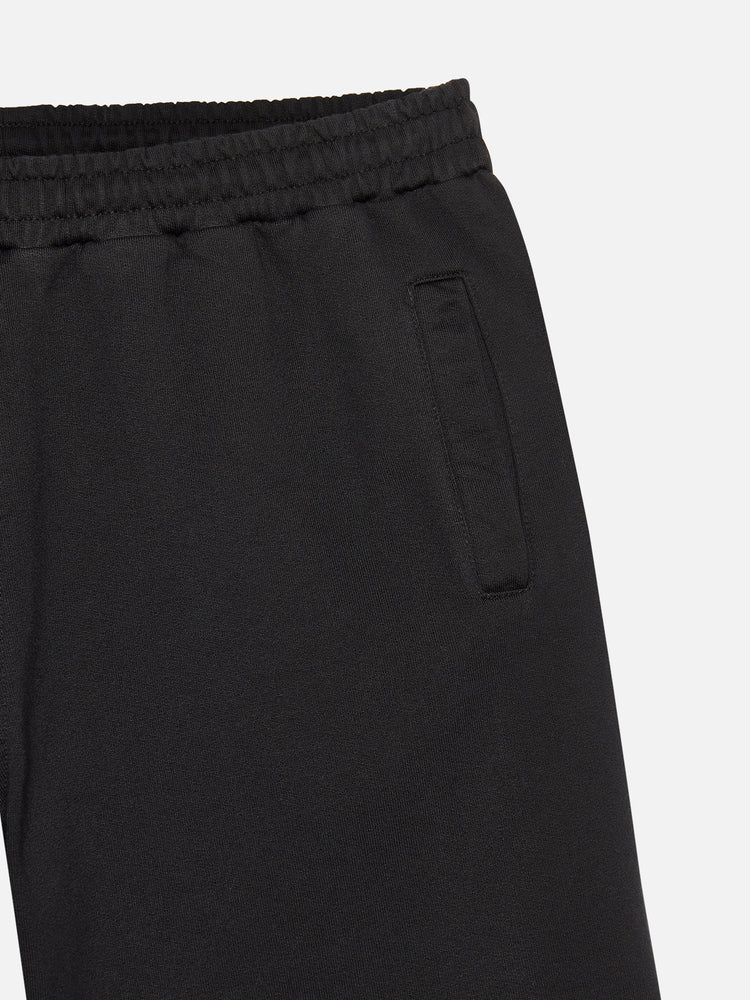 A SIMPLE SHORT BLACK