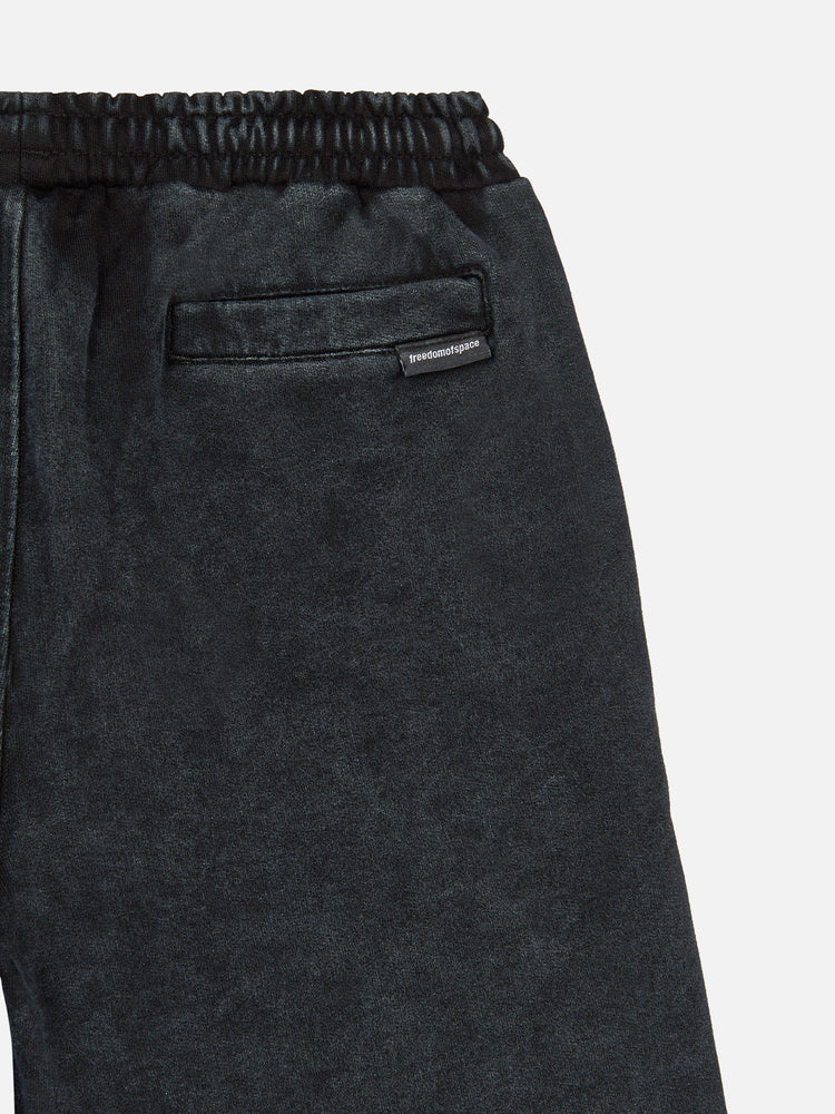 WASHED BLACK SHORTS