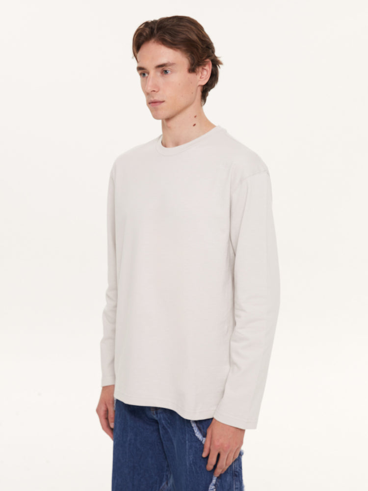 A SIMPLE LONG SLEEVE T-SHIRT GREY