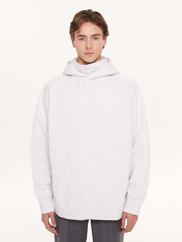 A SIMPLE TURTLENECK HOODIE GREY