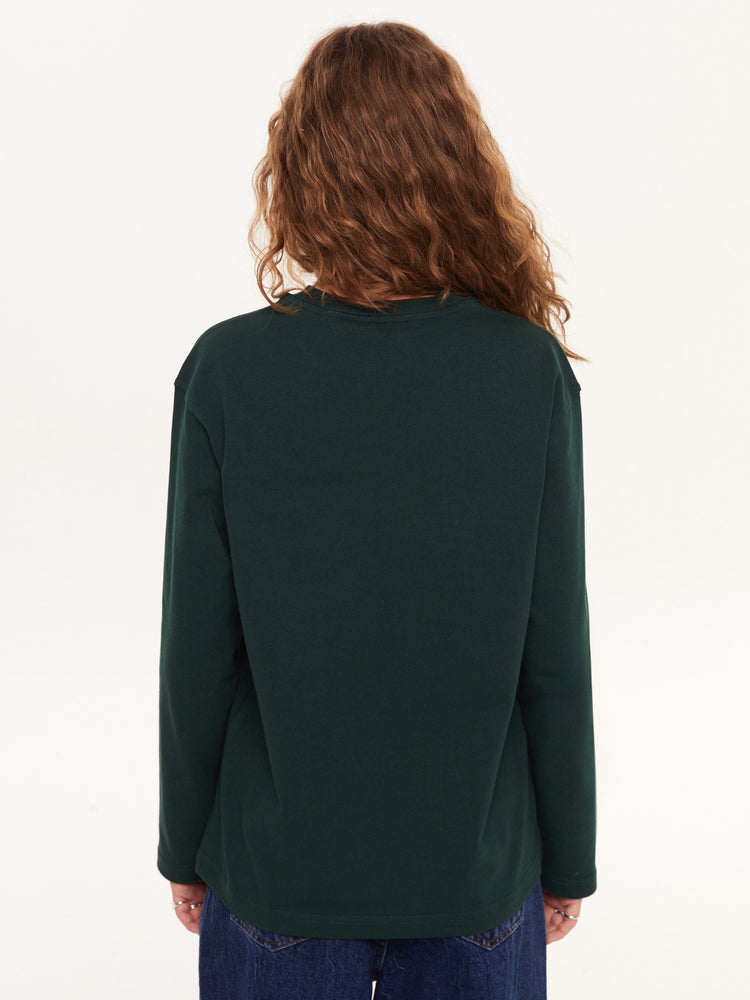 A SIMPLE LONG SLEEVE T-SHIRT GREEN