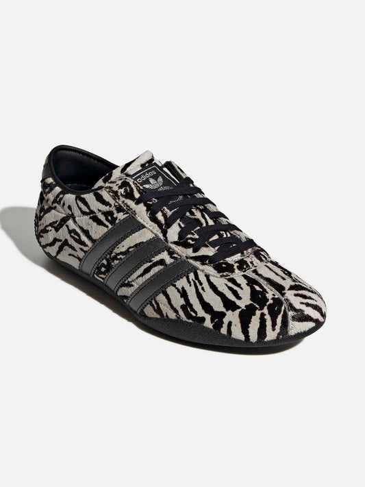 ADIDAS TOKYO OFF WHITE / CORE BLACK