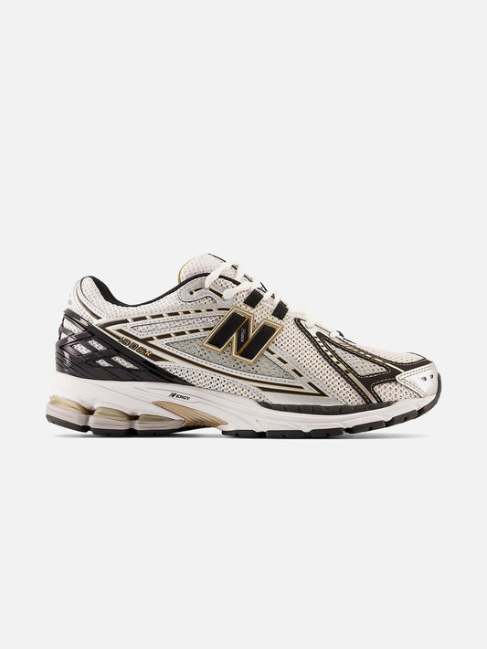 NEW BALANCE 1906R METALLIC SILVER