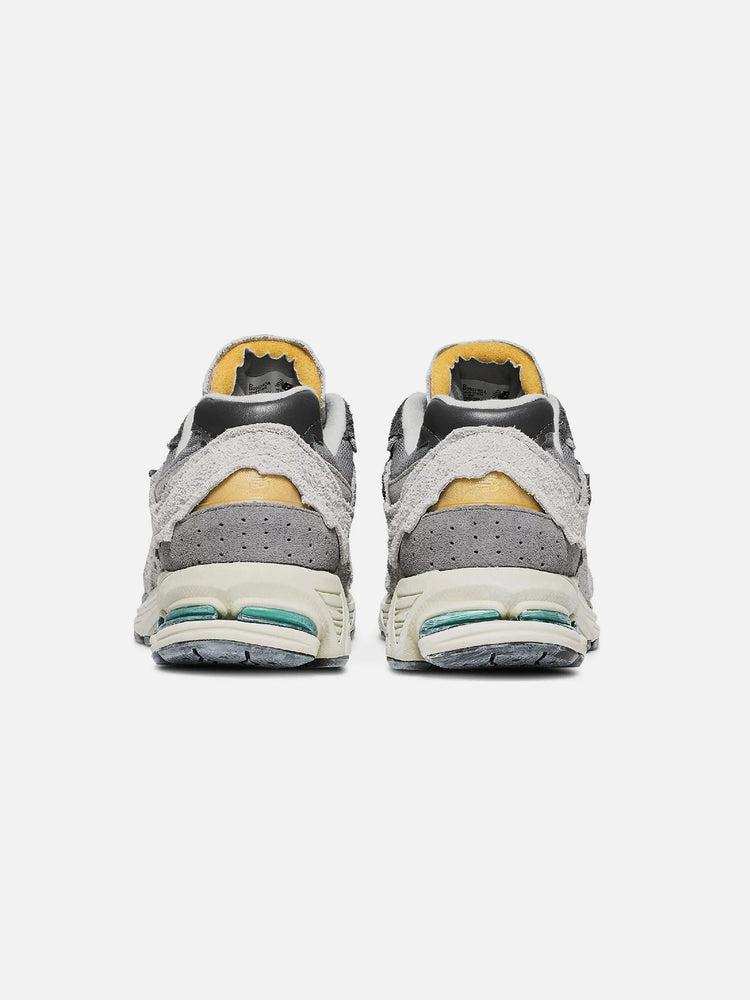 NEW BALANCE 2002R PROTECTION PACK RAINCLOUD