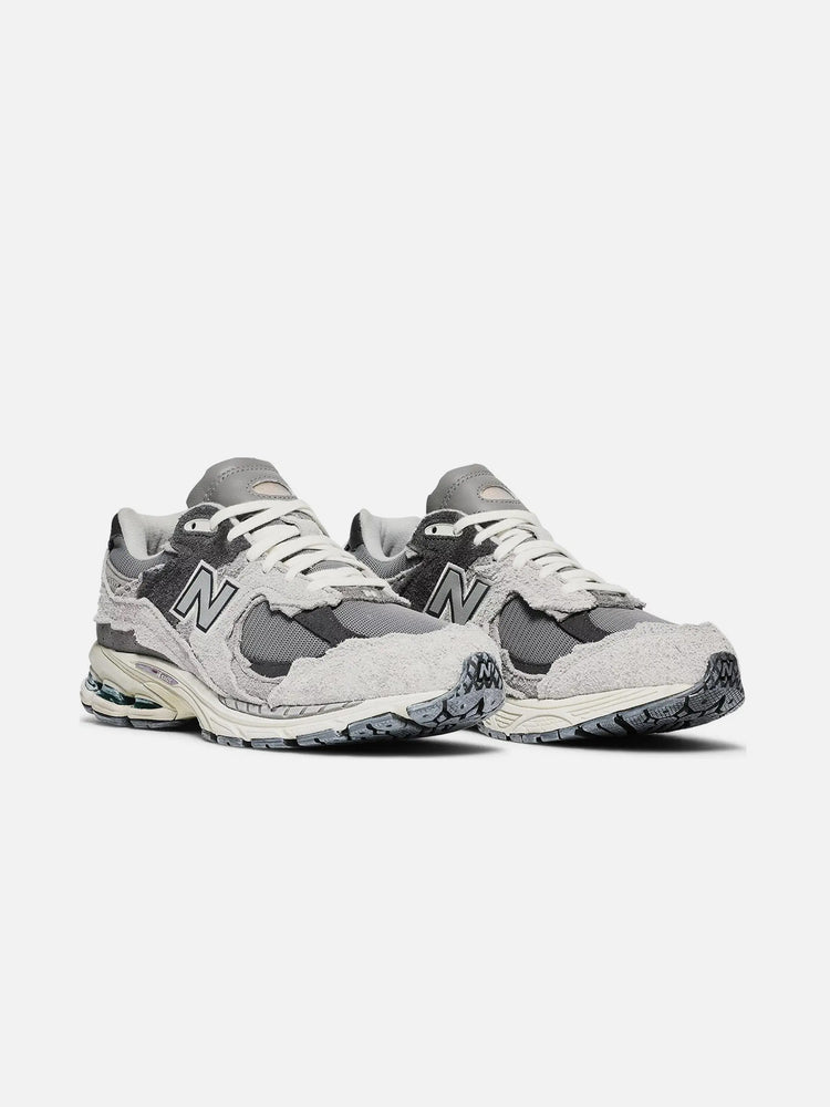 NEW BALANCE 2002R PROTECTION PACK RAINCLOUD