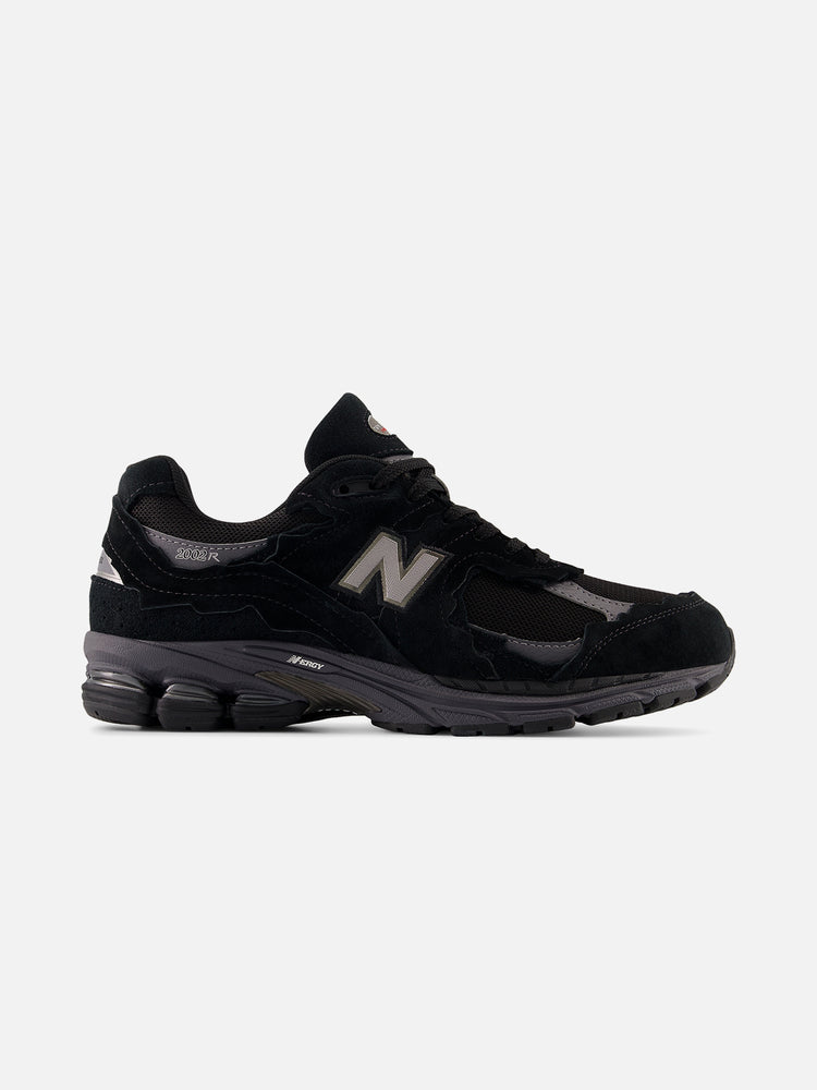 NEW BALANCE 2002 GORE-TEX BLACK