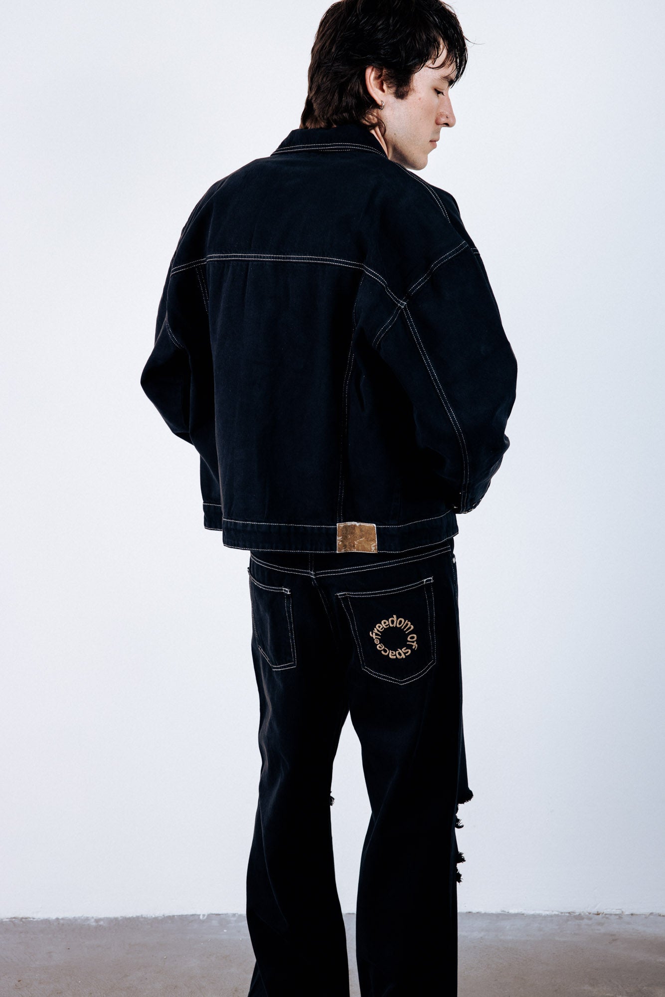 Core Denim Distress Jeans - Black — 6