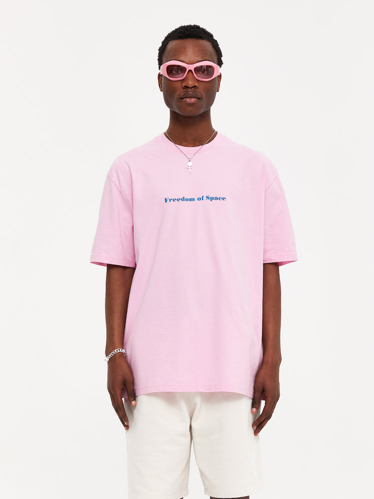 A SIMPLE T-SHIRT PINK